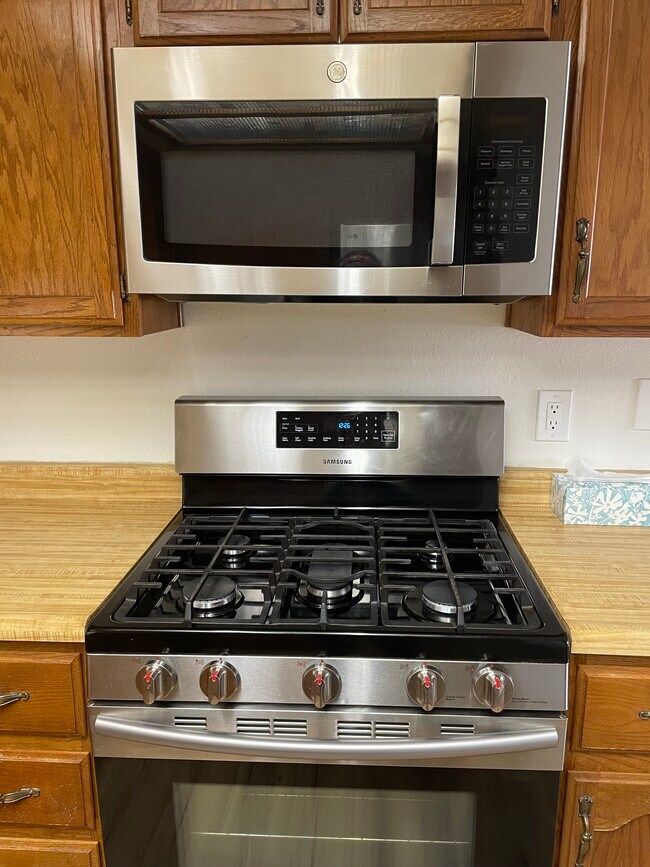 Foto del edificio - 6649 W Tropicana Ave