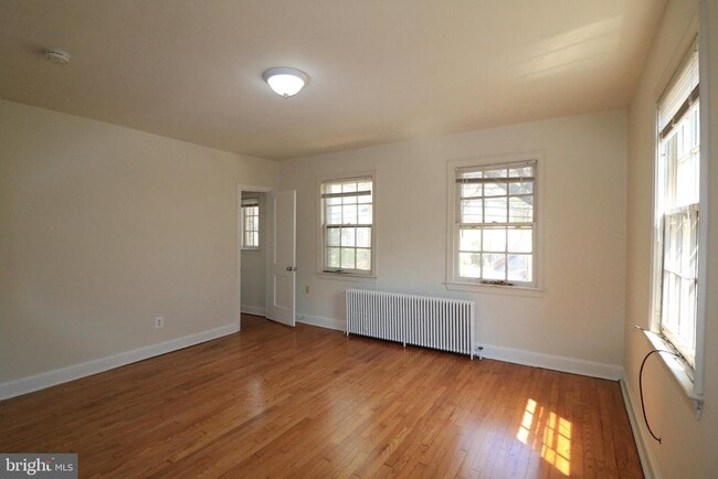 Building Photo - 4482 MacArthur Blvd NW