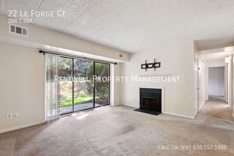 Primary Photo - 22 Le Forge Ct