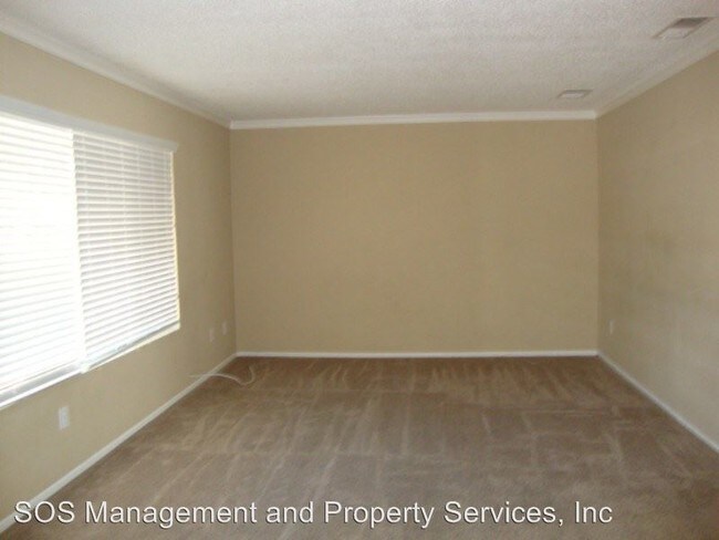 3 Br 2 Bath House 2759 College Blvd 1 For In Building Photo 3 Br 2 Bath House 2759 College Blvd 1