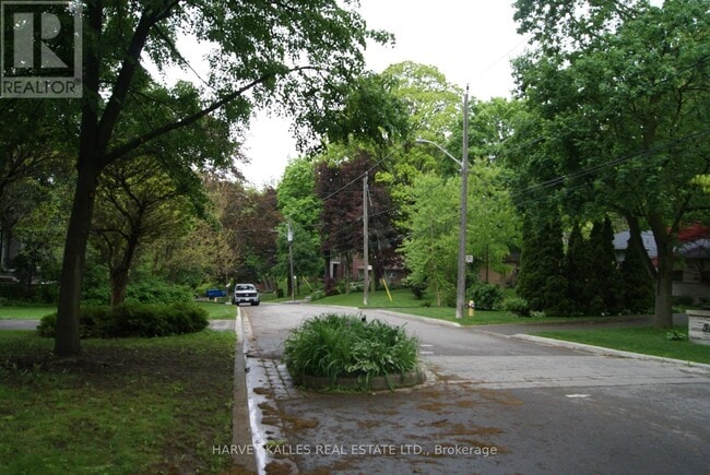Photo du bâtiment - 53 Greenbrook Dr