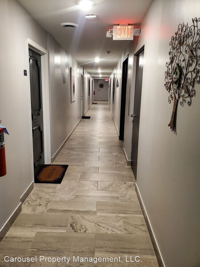 Foto del edificio - 828 Sunset Ave