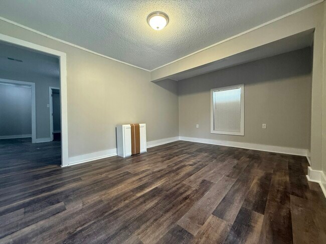 Foto del edificio - 705 Harahan Rd