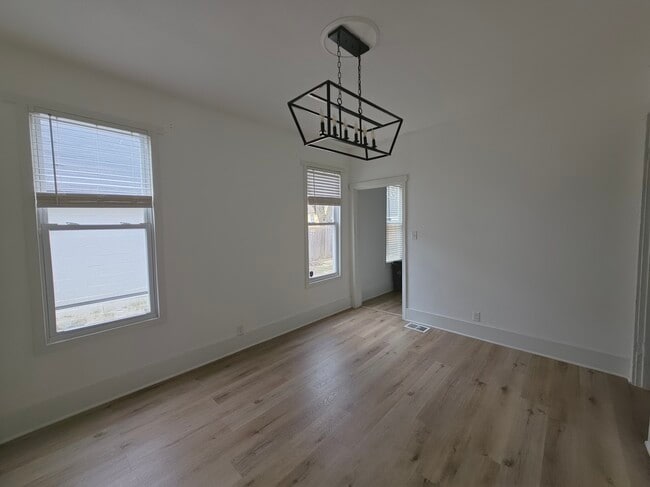 Building Photo - 818 Buckeye St