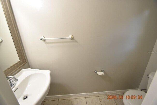 Foto del edificio - 625 Fairwood Forest Dr