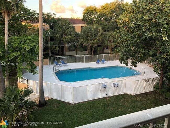 Foto del edificio - 8282 NW 24th St