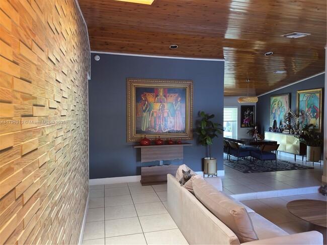Foto del edificio - 10600 SW 146th Ct