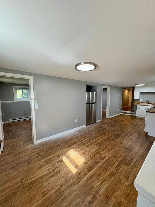 Building Photo - MOXPROP