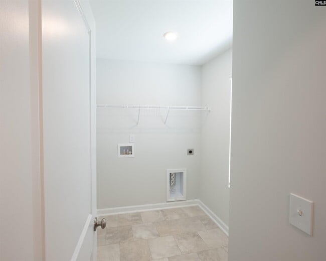 Building Photo - 708 S Long Star Wy
