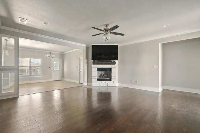 Building Photo - 4102 Forrest Creek Ct