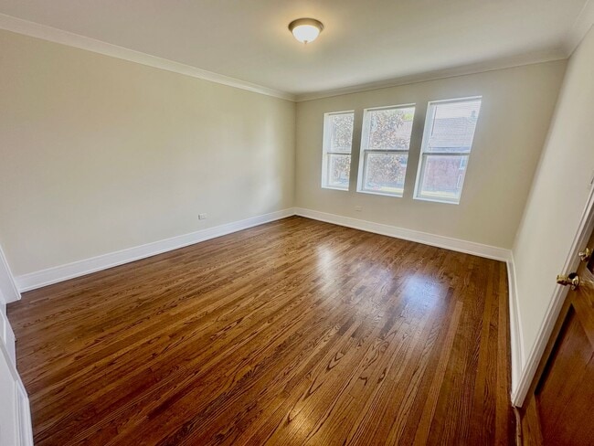 Building Photo - 1838 50th Ct