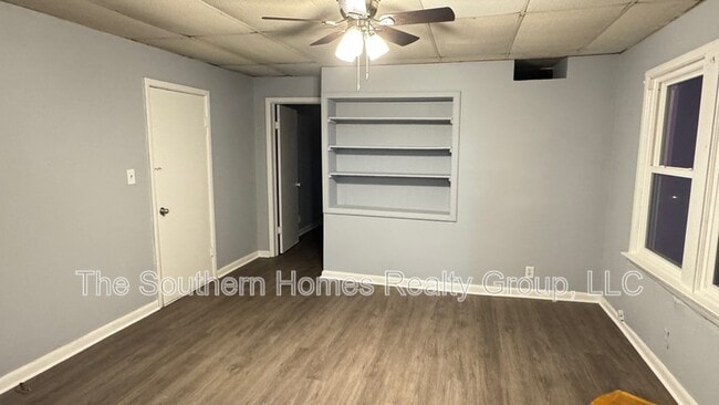 Building Photo - 1113 Knoxville Ave