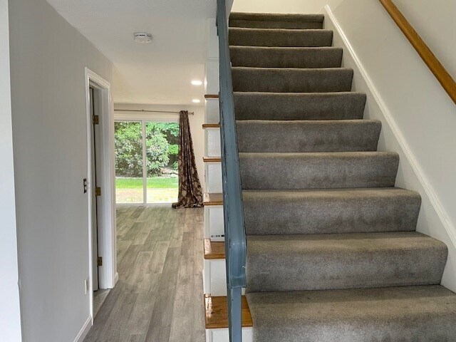 Building Photo - 14 Walcott Valley Dr