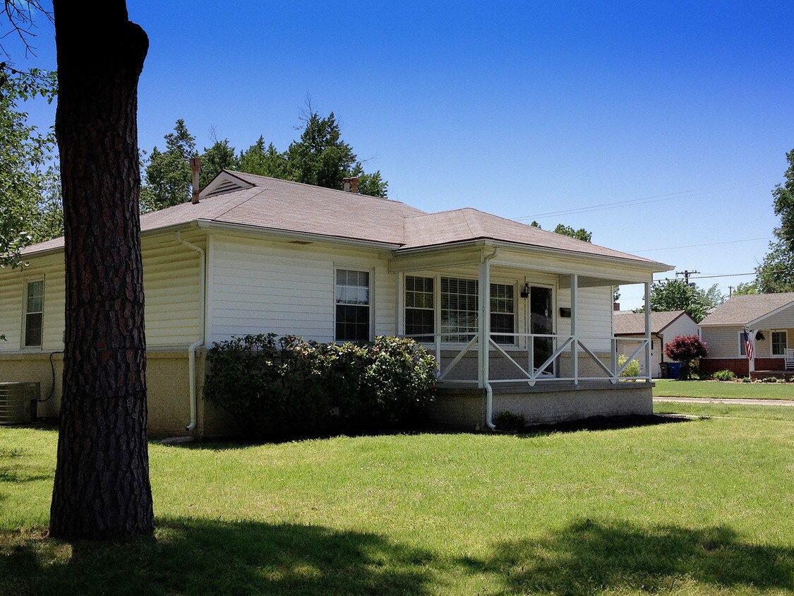 1335 E 45th St, Tulsa, OK 74105 House Rental in Tulsa, OK