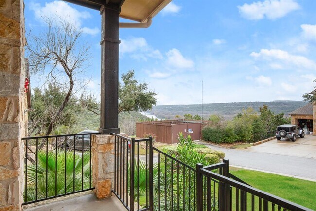 Foto del edificio - 11704 Palisades Pkwy