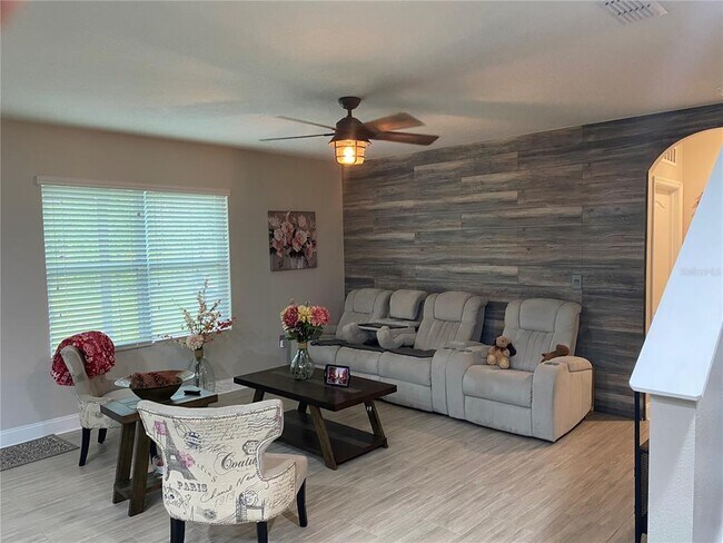 Building Photo - 1538 Diamond Loop Dr