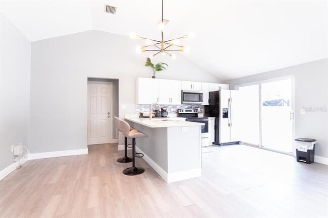 Building Photo - 4317 E Regnas Ave