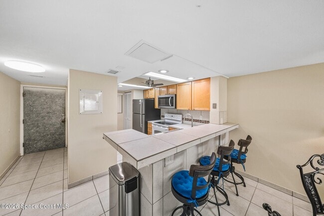 Building Photo - 650 N Atlantic Ave