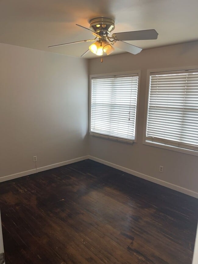 Building Photo - 2502 Rice Ave