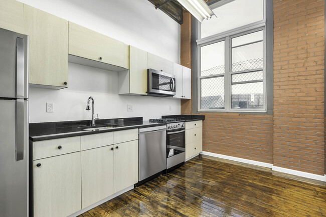 Studio kitchen - Parkville Management