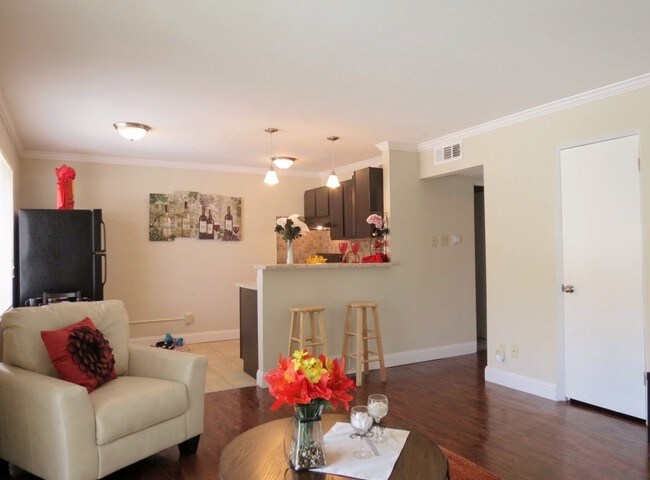 Foto del edificio - 4329 Walker Ln