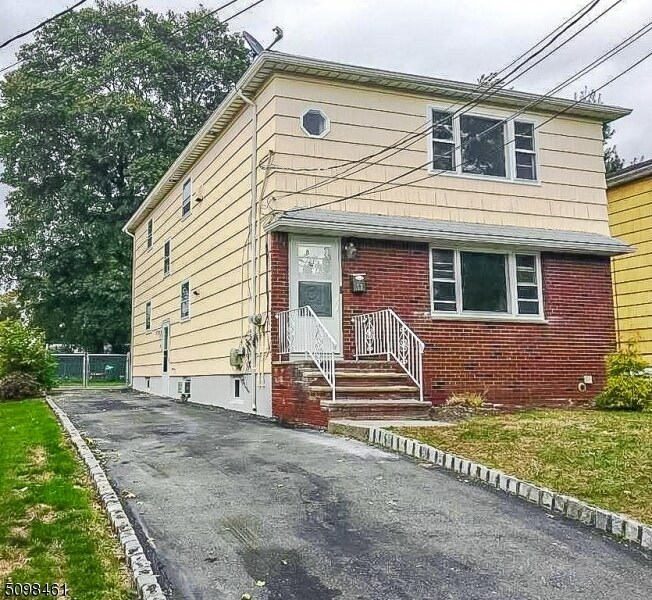 52 Crescent Terrace, Belleville, NJ 07109 House Rental in Belleville