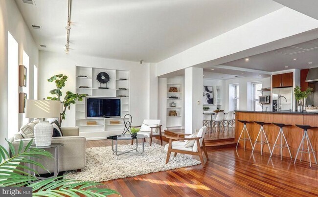 Foto del edificio - 2370 Champlain St NW