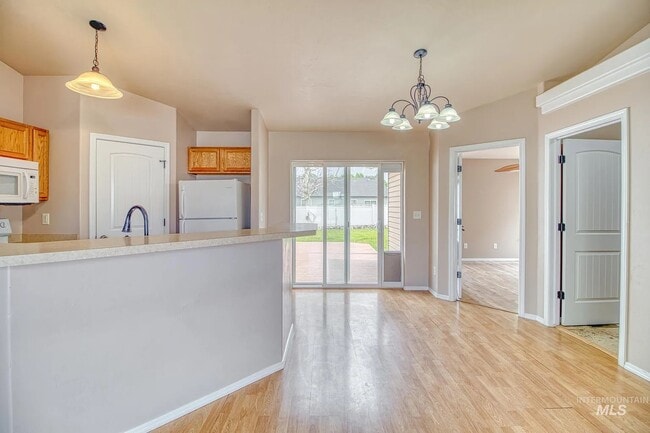 Dining Room - 669 Picabo Dr