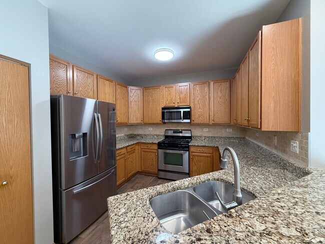 Foto del edificio - 239 Springbrook Trail S