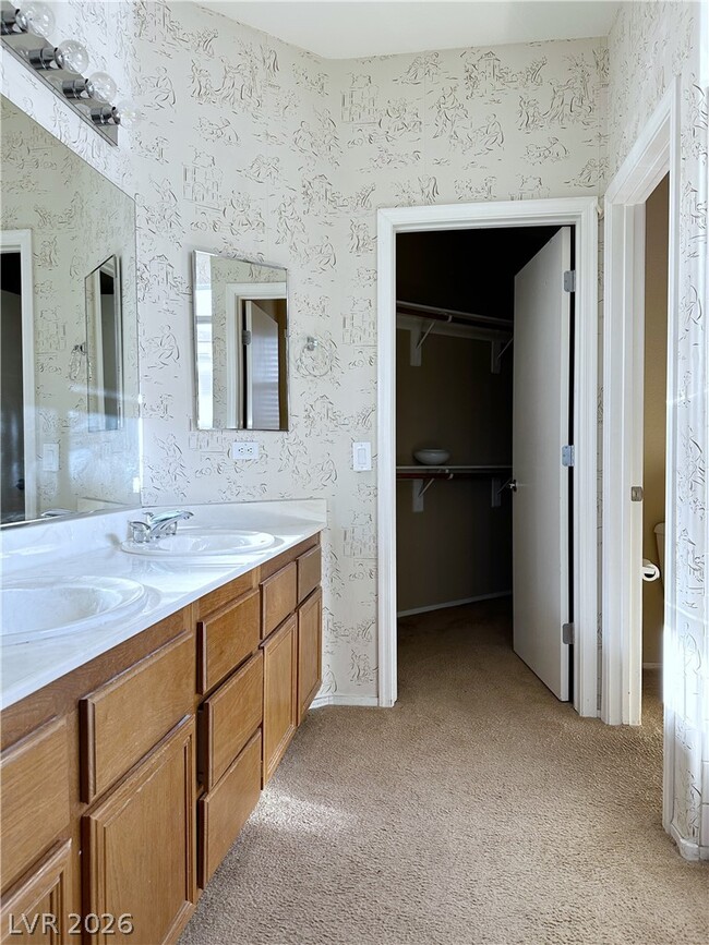 Building Photo - 1109 E Malibu Sands Ave