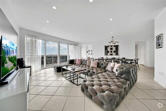 Building Photo - 9601 Collins Ave