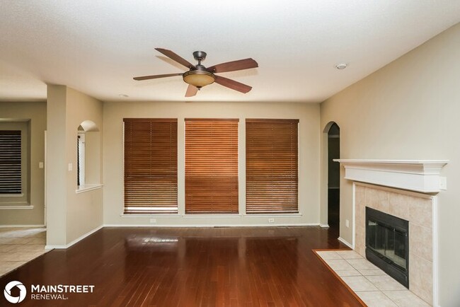 Foto del edificio - 505 Spicewood Dr