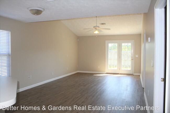 Foto del edificio - 2 br, 2 bath House - 622 Belle Court