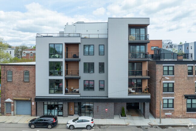 Alterno - 277-279 Border St