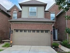 Building Photo - 41130 Maplewood Drive