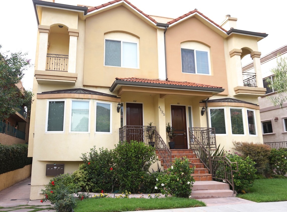 4125 Hood W Ave, Burbank, CA 91505 Townhouse for Rent in Burbank, CA