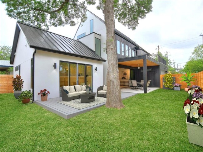 Building Photo - 3314 Garden Villa Ln
