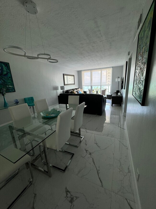 Foto del edificio - 3801 S Ocean Dr