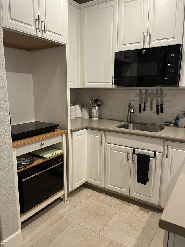 Foto del edificio - 516 Knowles Ct