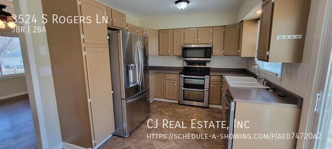 Building Photo - 3524 S Rogers Ln
