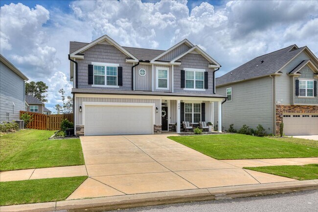 Building Photo - Beautiful Home in a Great Neighborhood