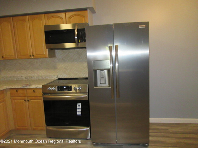 Building Photo - 1320 NJ-71