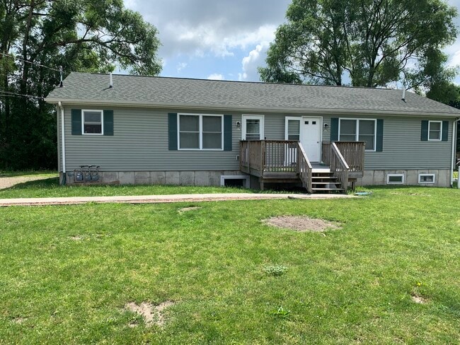 Foto del edificio - 4178 S Center St