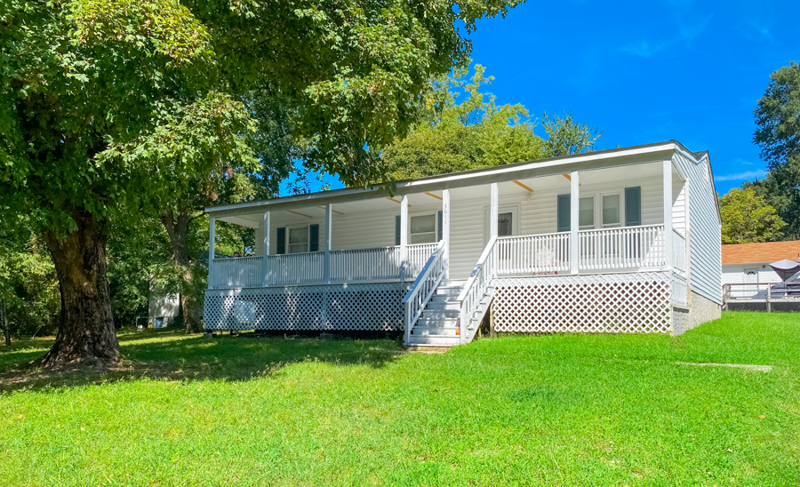 Foto principal - 3011 Belmont Ave