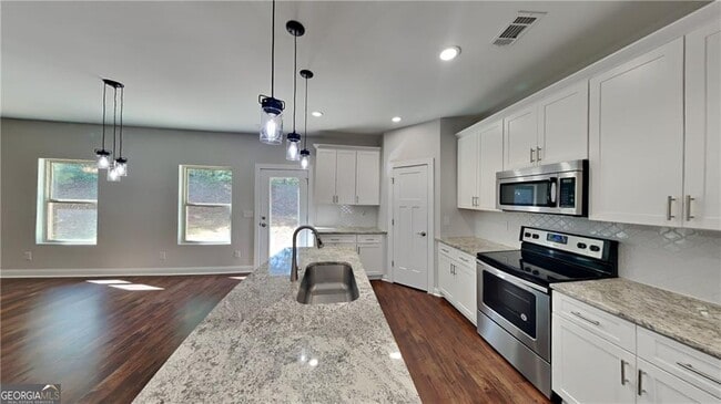 Building Photo - 1280 Vonda Ln SW