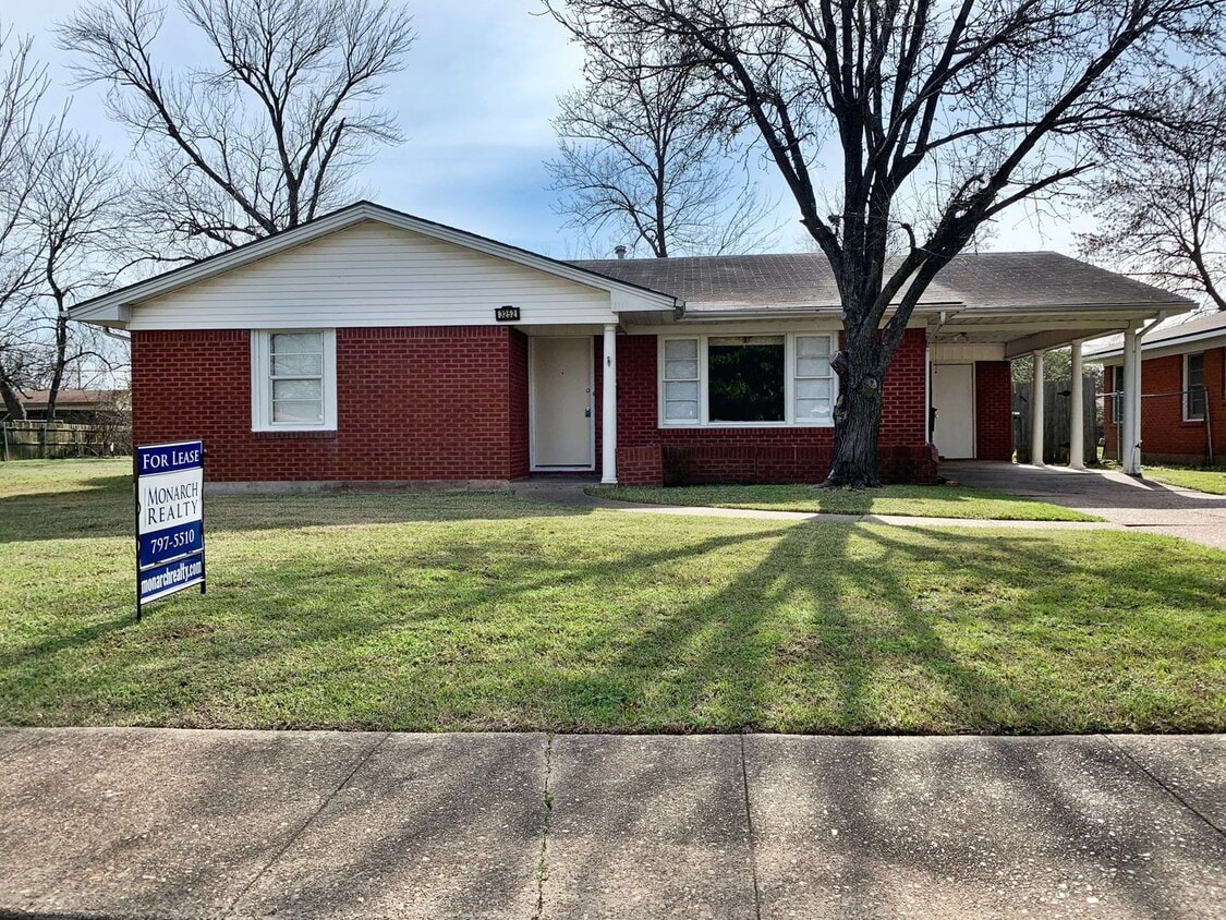 Primary Photo - 3 Bedroom 1 Bath Home