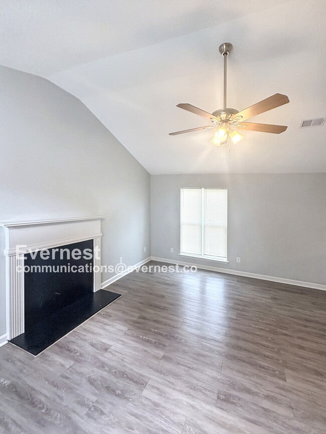 Building Photo - 551 Eagles Crossing Cir