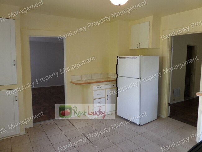 Foto del edificio - 6523 35th Ave SW