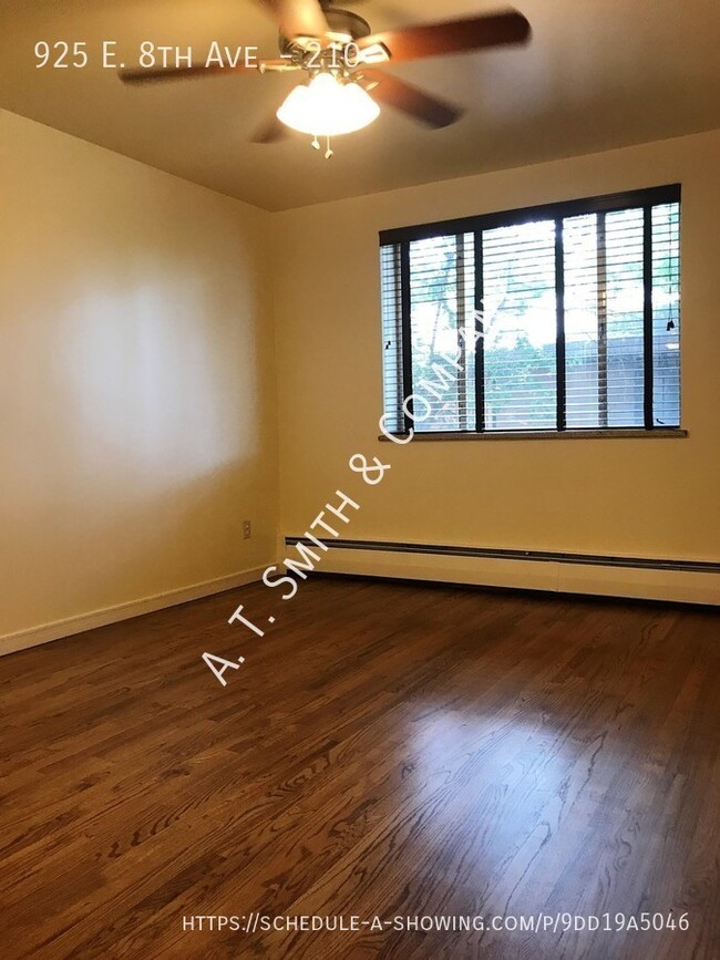 Building Photo - Bright And Updated 1 BD/1BTH Condo in Capi...