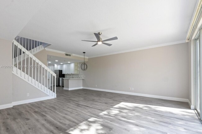 Foto del edificio - 152 Santa Barbara Way